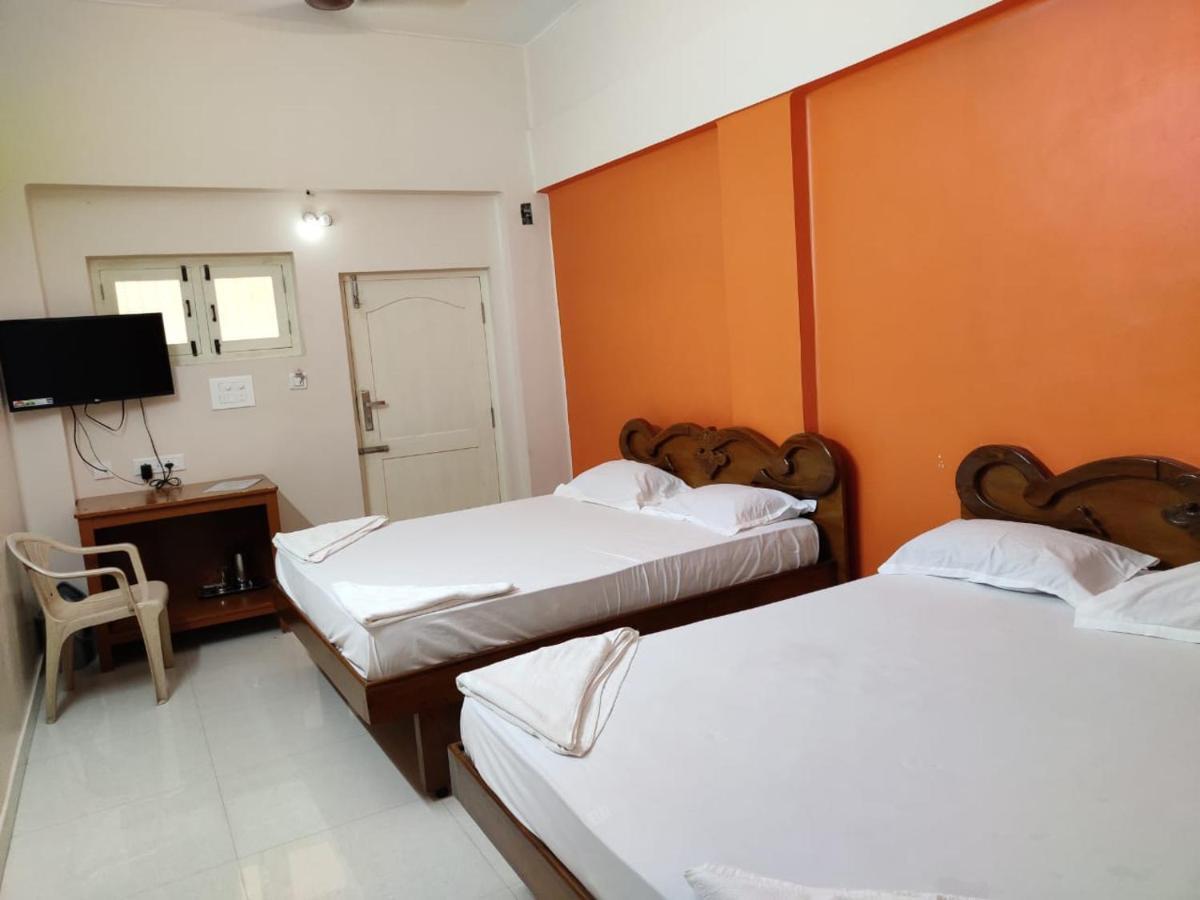 Sibi Lodge Coimbatore Buitenkant foto