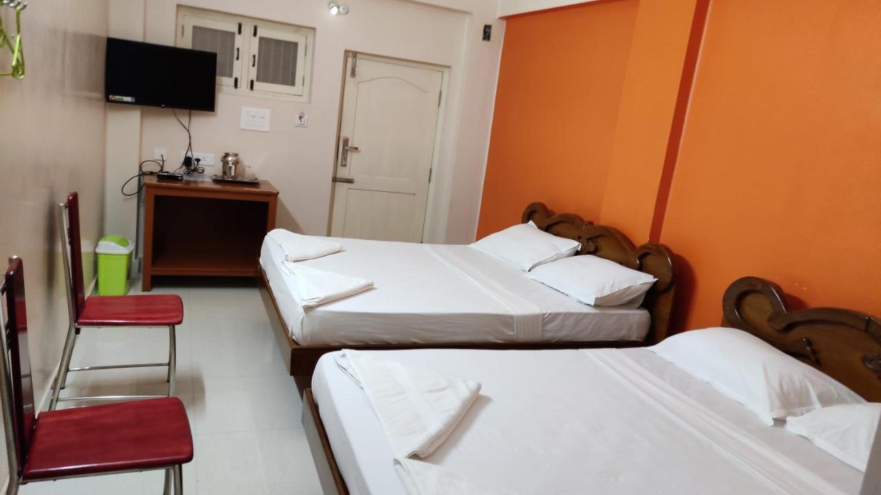 Sibi Lodge Coimbatore Buitenkant foto