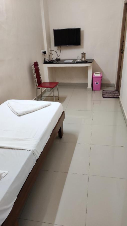 Sibi Lodge Coimbatore Buitenkant foto