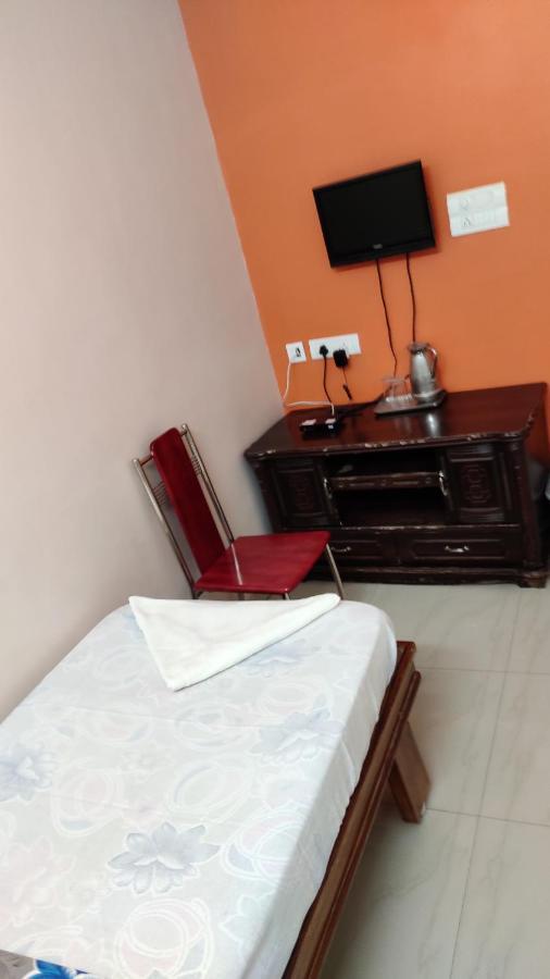 Sibi Lodge Coimbatore Buitenkant foto