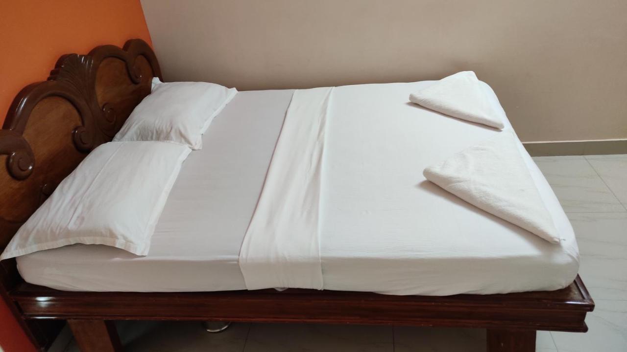 Sibi Lodge Coimbatore Buitenkant foto