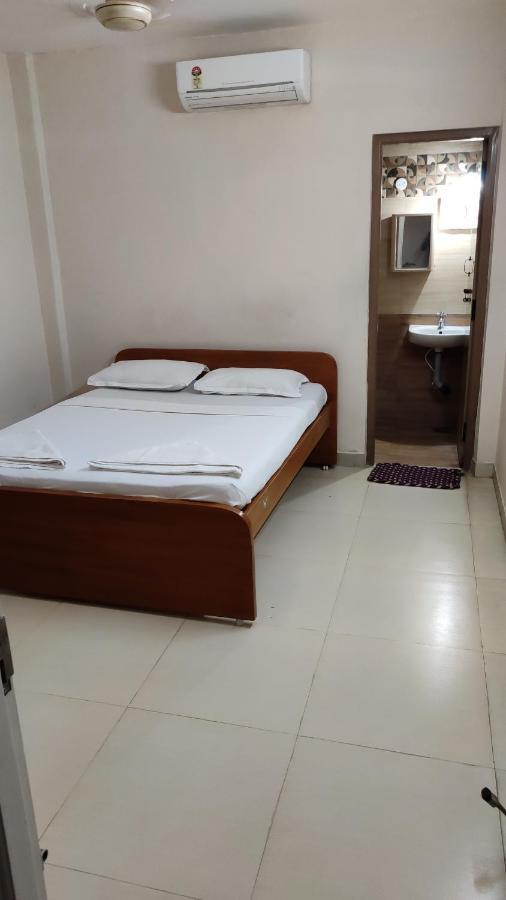 Sibi Lodge Coimbatore Buitenkant foto
